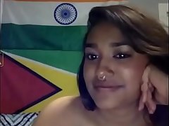 Indian girl with big boobs - exposing her naked assets- Desimasala.co